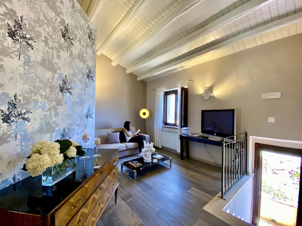 Vecchia Masseria — Hotel rooms in Caltagirone, Sicily