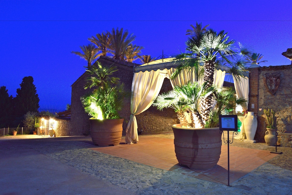 Vecchia Masseria — Hotel building in Caltagirone, Sicily