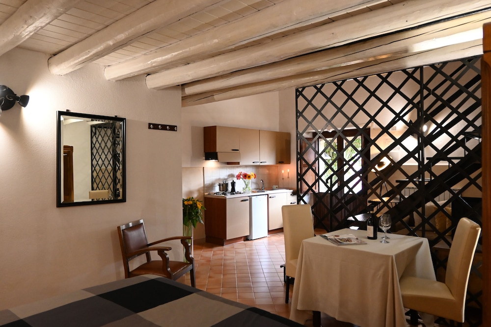 Vecchia Masseria — Hotel rooms in Caltagirone, Sicily