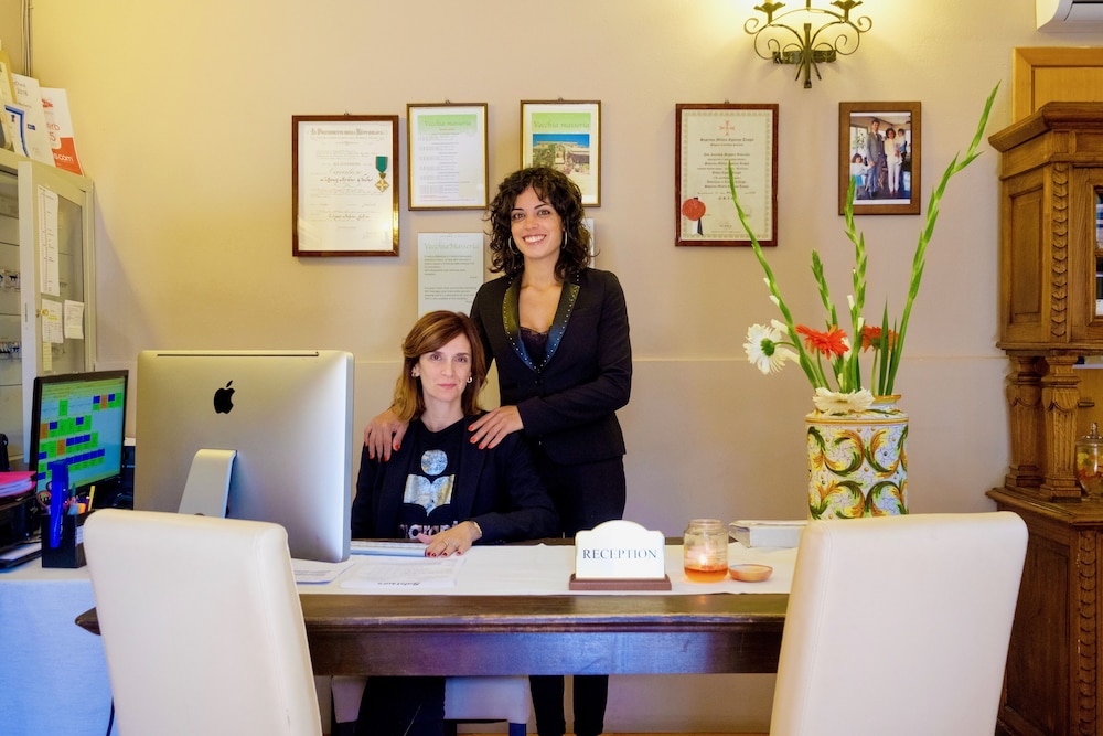 Vecchia Masseria — Hotel building in Caltagirone, Sicily