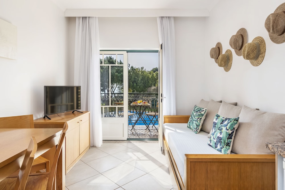 Quinta Pedra dos Bicos — Hotel rooms in Albufeira, Faro
