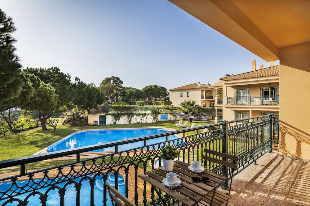 Quinta Pedra dos Bicos — Swimming pool in Albufeira, Faro