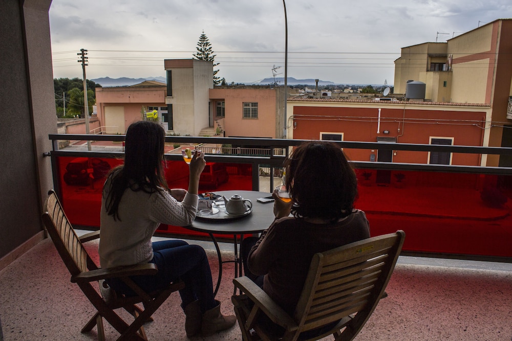 Divino Hotel — Restaurant & bars in Rilievo, Sicily