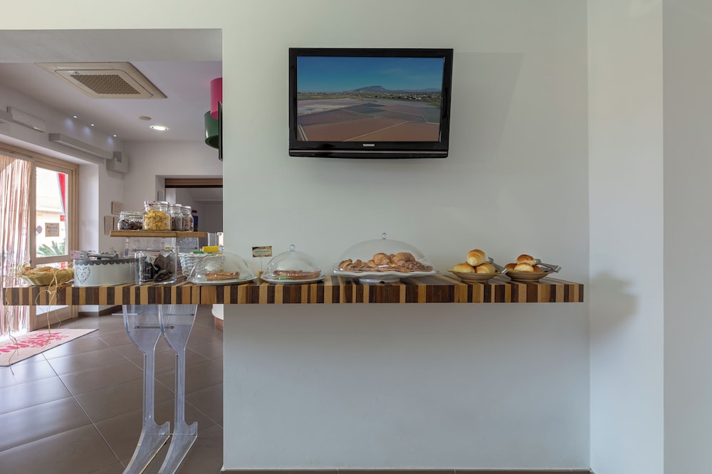 Divino Hotel — Restaurant & bars in Rilievo, Sicily