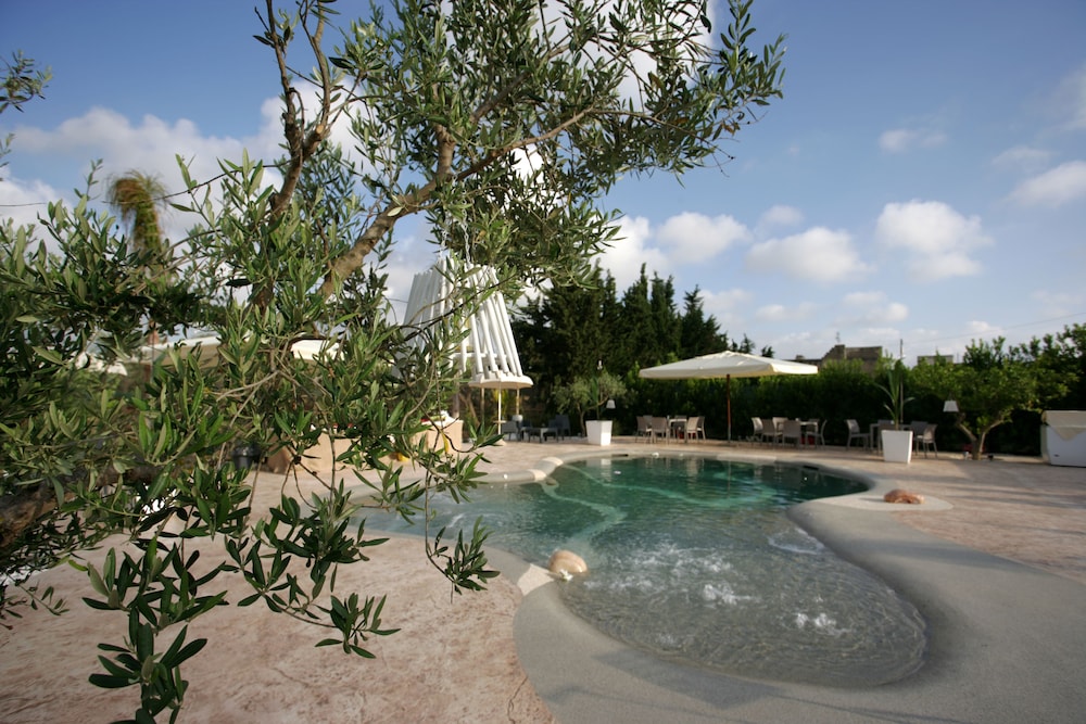 Divino Hotel — Main photo in Rilievo, Sicily