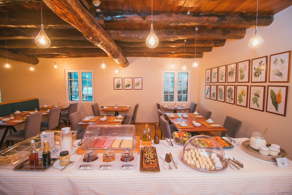 Solar da Bica — Restaurant & bars in São Vicente, Madeira