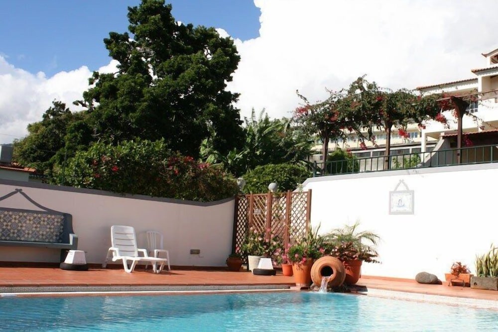 Quinta Mãe dos Homens — Swimming pool in Funchal, Madeira