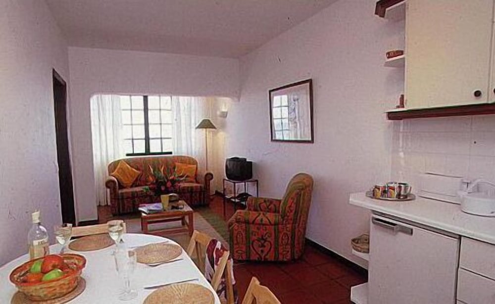 Quinta Mãe dos Homens — Hotel rooms in Funchal, Madeira
