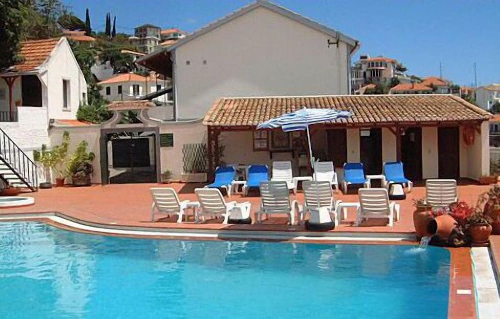 Quinta Mãe dos Homens — Swimming pool in Funchal, Madeira