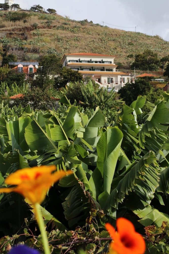 Vila Marta — Hotel building in Funchal, Madeira