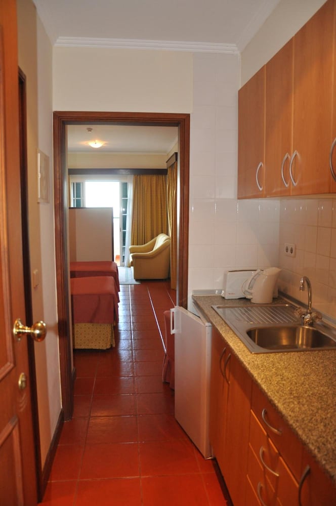 Vila Marta — Hotel rooms in Funchal, Madeira