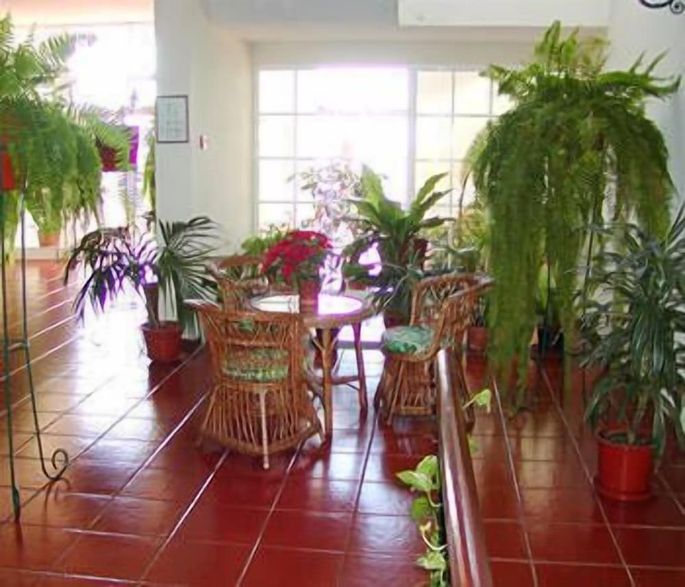 Vila Marta — Hotel building in Funchal, Madeira
