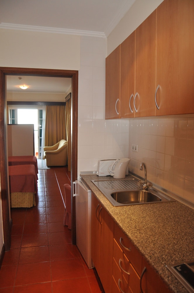 Vila Marta — Hotel rooms in Funchal, Madeira
