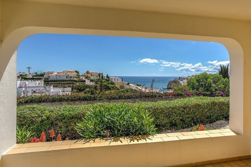 Monte Dourado Resort — Hotel rooms in Carvoeiro, Faro