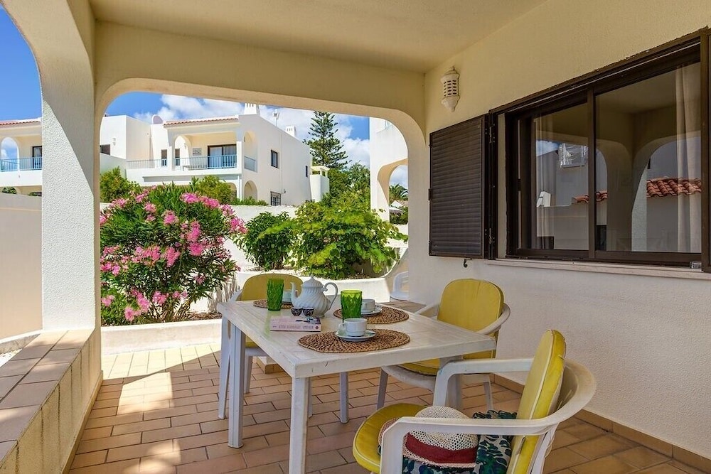 Monte Dourado Resort — Hotel building in Carvoeiro, Faro