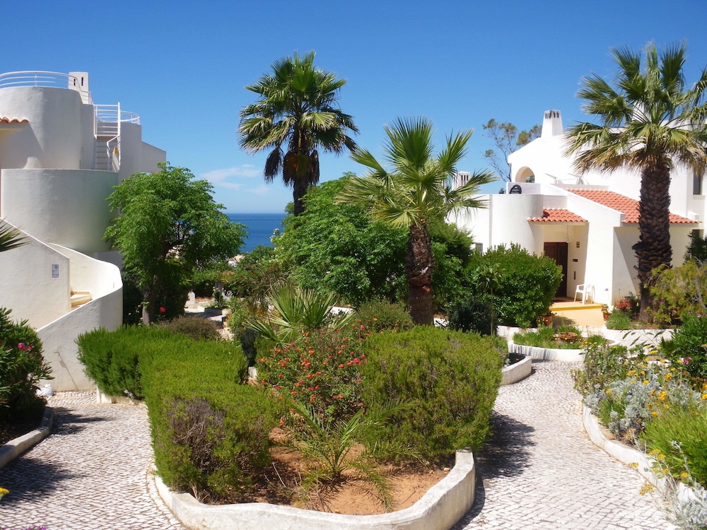 Monte Dourado Resort — Hotel building in Carvoeiro, Faro