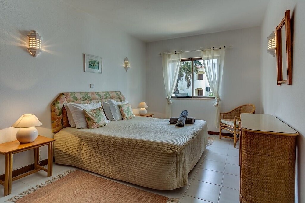 Monte Dourado Resort — Hotel rooms in Carvoeiro, Faro