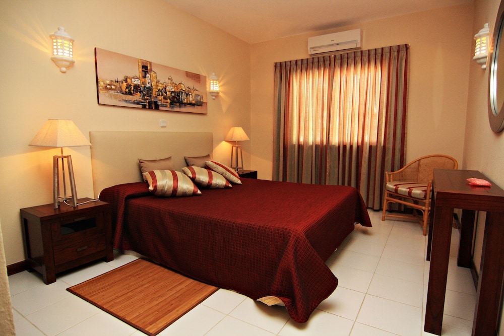 Monte Dourado Resort — Hotel rooms in Carvoeiro, Faro
