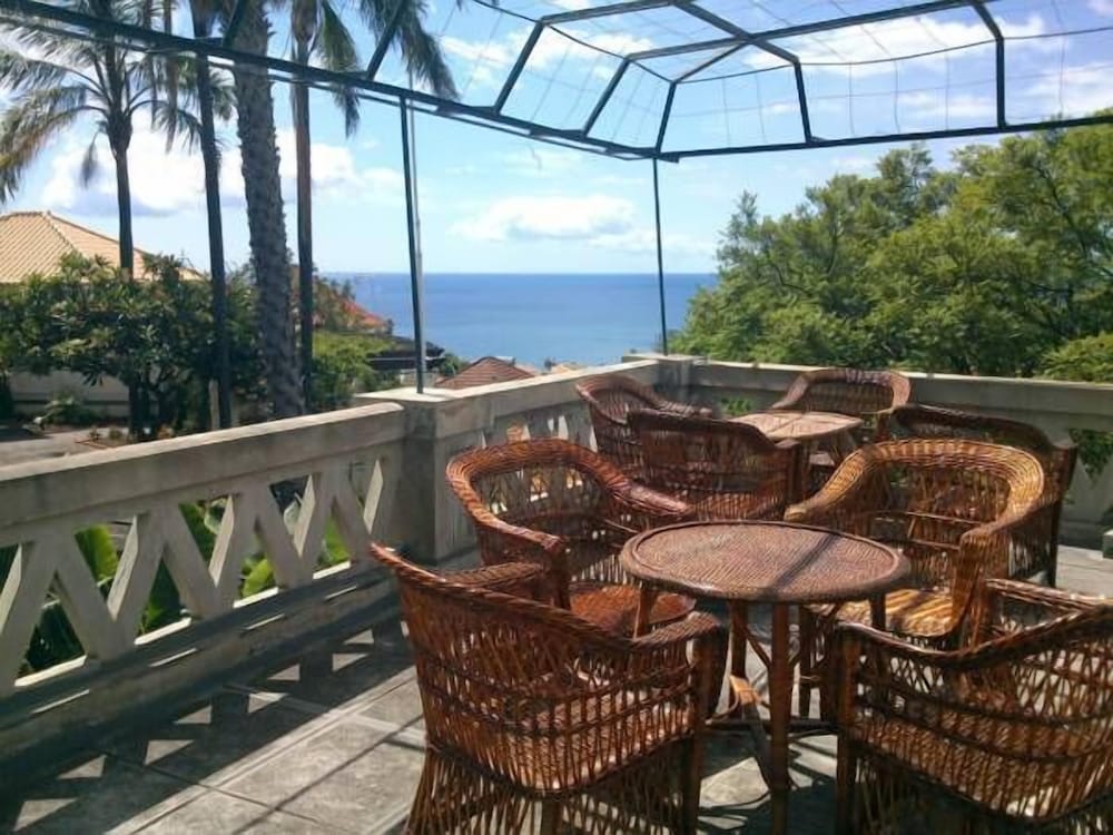 Arts In Hotel Conde Carvalhal — Restaurant & bars in Funchal, Madeira
