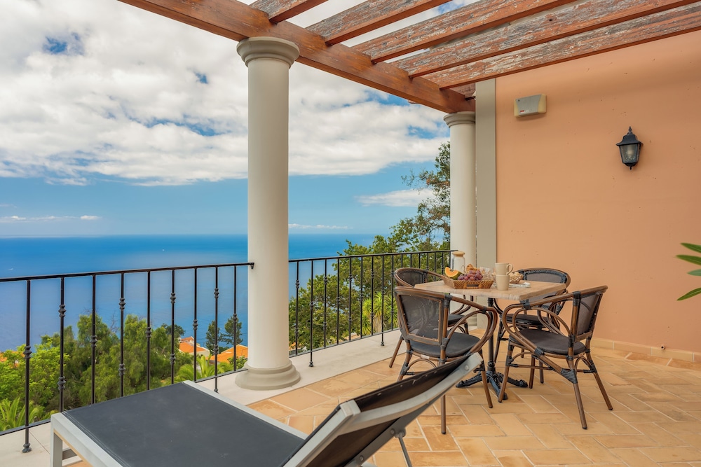 Palheiro Village — Hotel building in Funchal, Madeira