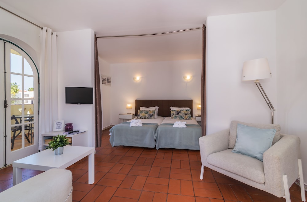 Old Village & Prestige — Hotel rooms in Vilamoura, Faro