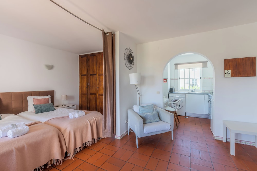 Old Village & Prestige — Hotel rooms in Vilamoura, Faro