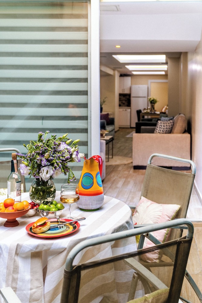 Cheya Tesvikiye — Restaurant & bars in Istanbul, Istanbul
