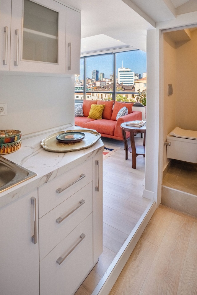 Cheya Tesvikiye — Hotel rooms in Istanbul, Istanbul