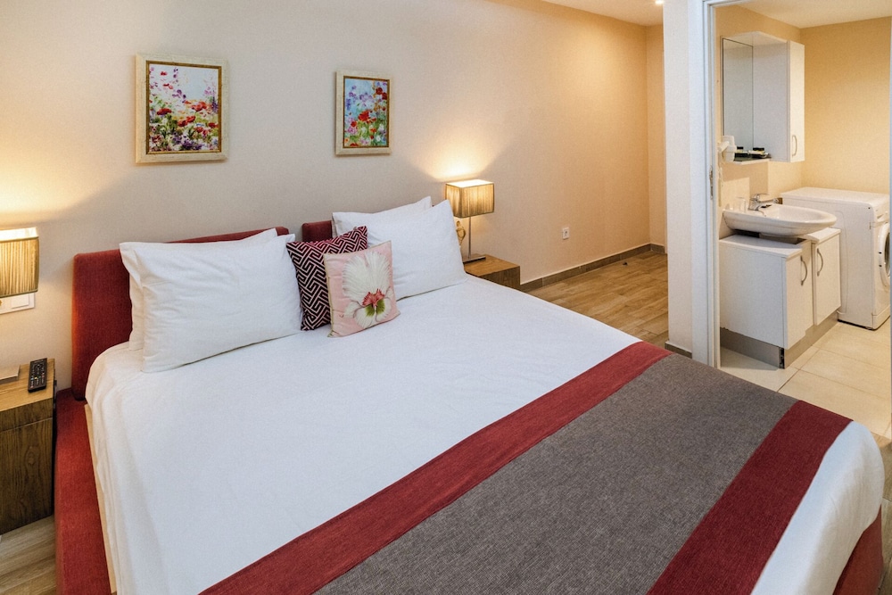 Cheya Tesvikiye — Hotel rooms in Istanbul, Istanbul