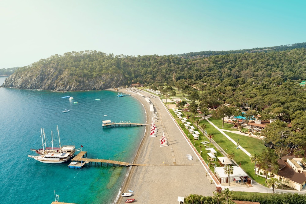 ROBINSON ÇAMYUVA Adults Only- All Inclusive — Beach in Kemer