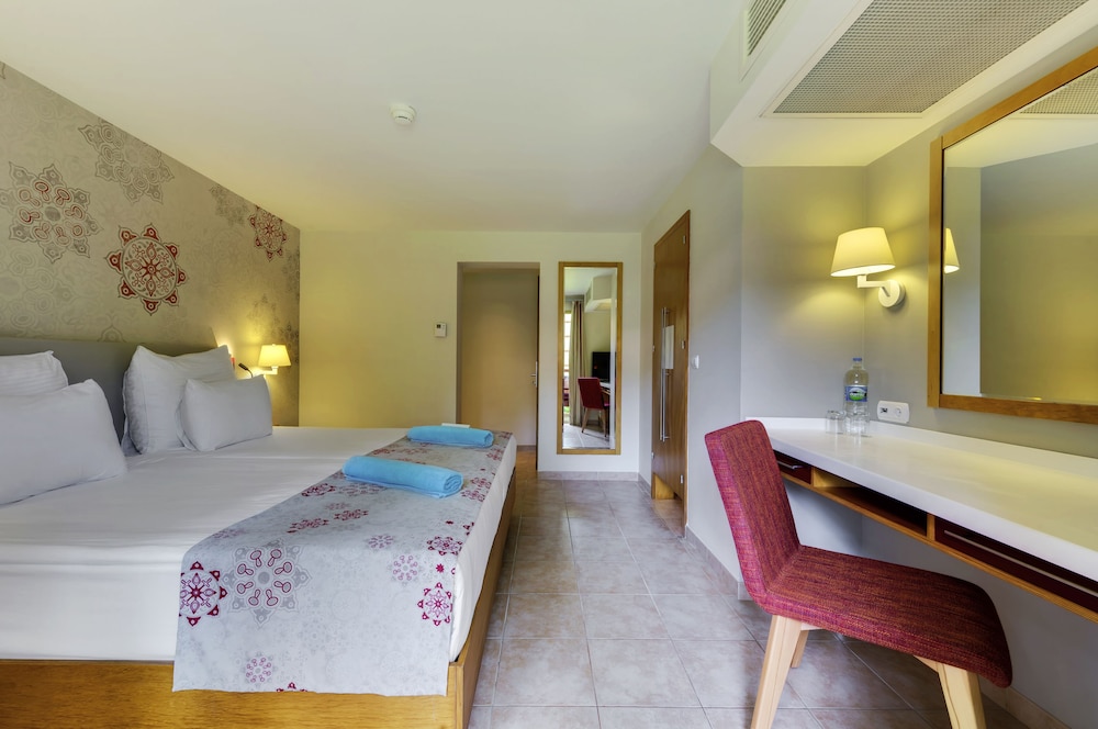 ROBINSON ÇAMYUVA Adults Only- All Inclusive — Hotel rooms in Kemer