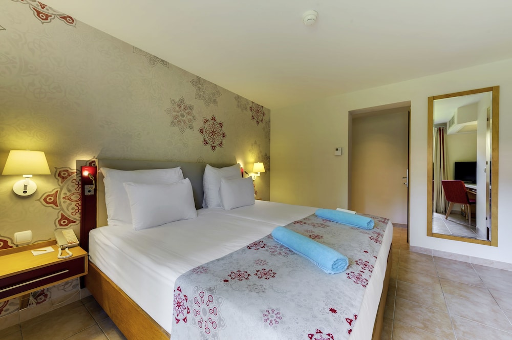 ROBINSON ÇAMYUVA Adults Only- All Inclusive — Hotel rooms in Kemer