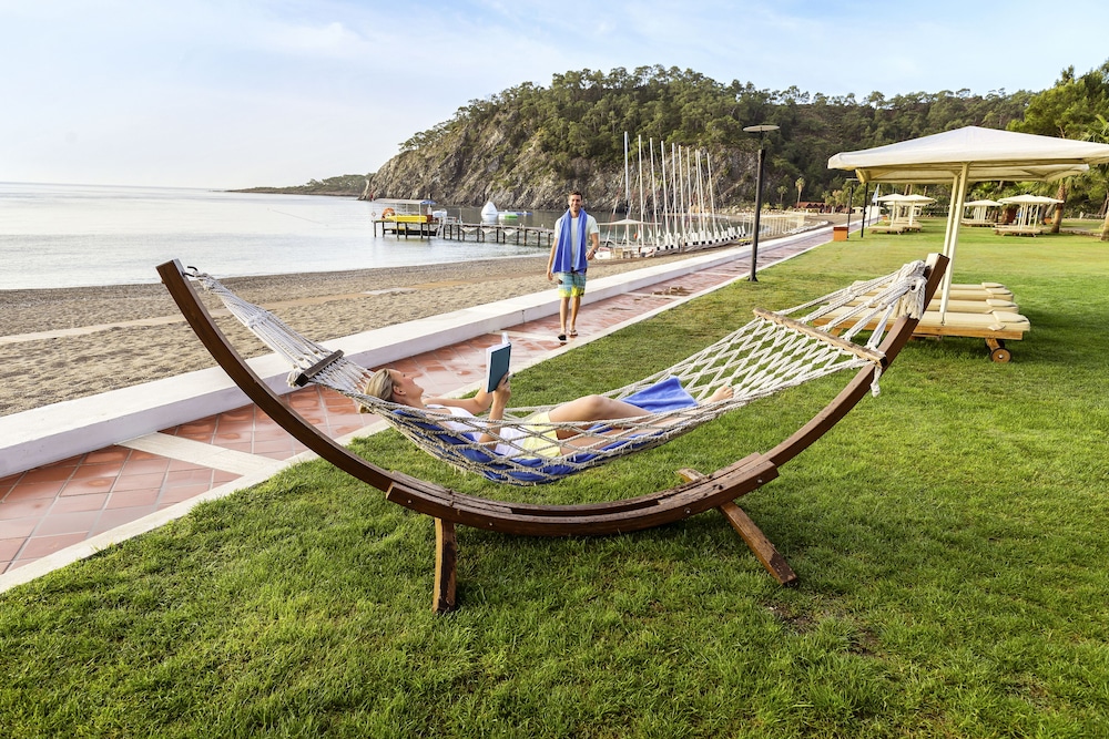 ROBINSON ÇAMYUVA Adults Only- All Inclusive — Beach in Kemer