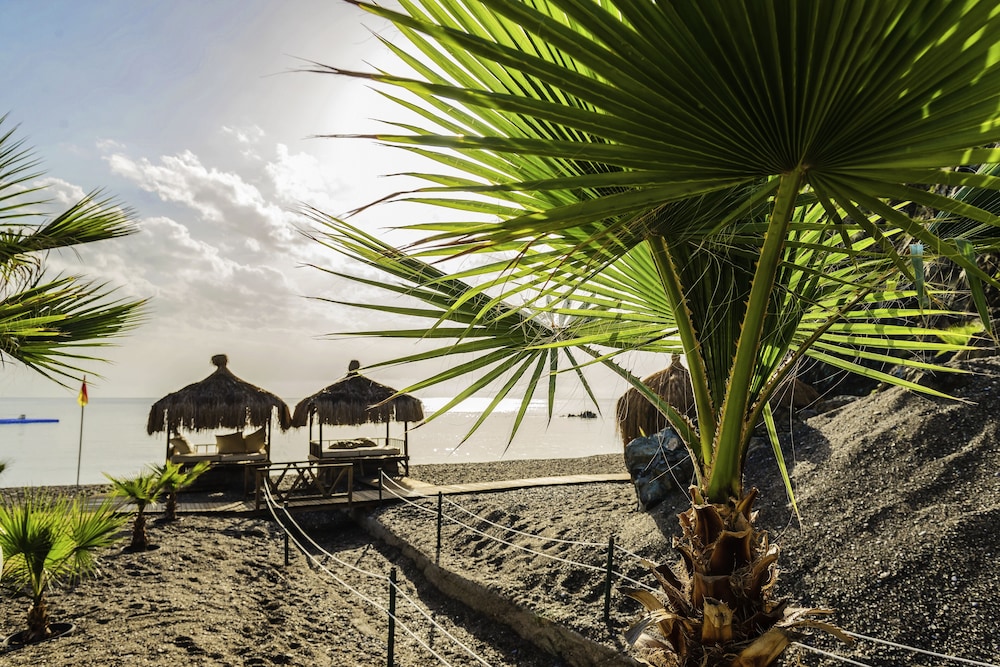 ROBINSON ÇAMYUVA Adults Only- All Inclusive — Beach in Kemer