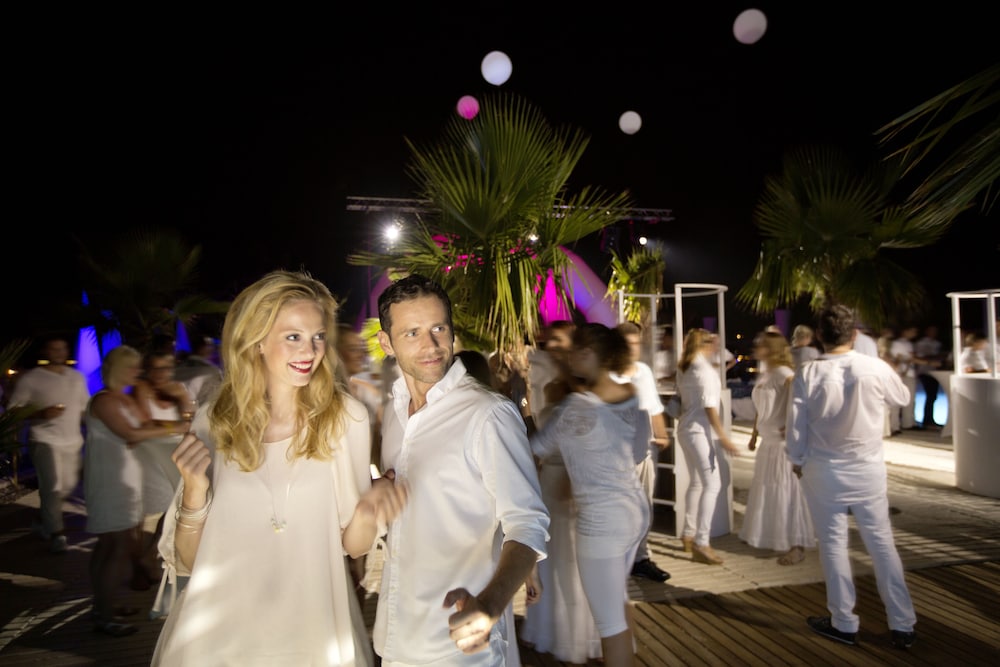 ROBINSON ÇAMYUVA Adults Only- All Inclusive — Restaurant & bars in Kemer