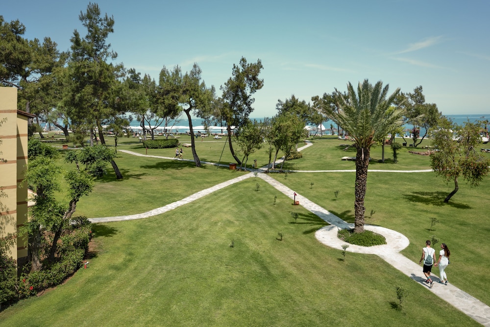 ROBINSON ÇAMYUVA Adults Only- All Inclusive — Beach in Kemer
