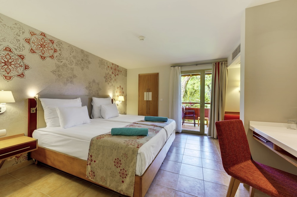 ROBINSON ÇAMYUVA Adults Only- All Inclusive — Hotel rooms in Kemer