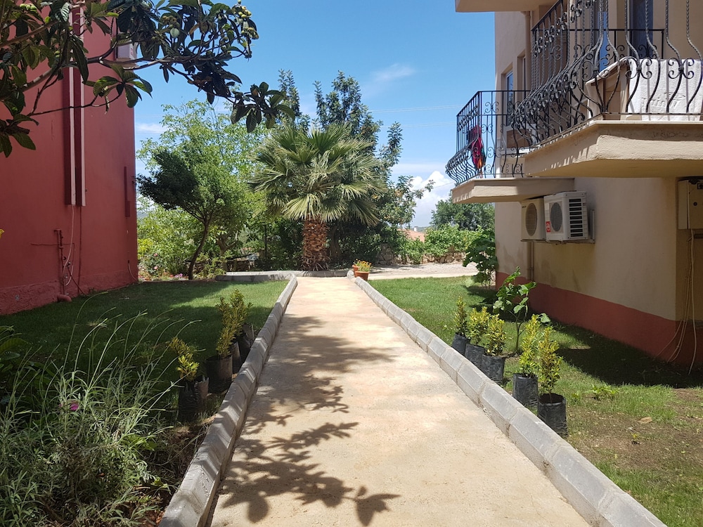 Tunacan Hotel — Hotel building in Fethiye, Mugla