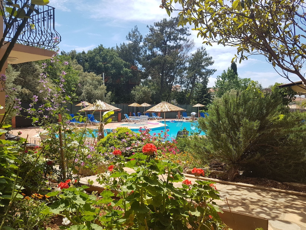 Tunacan Hotel — Hotel building in Fethiye, Mugla