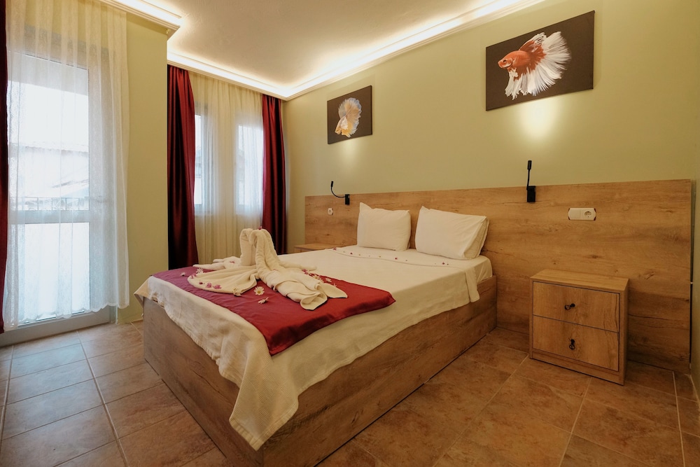 Tunacan Hotel — Hotel rooms in Fethiye, Mugla