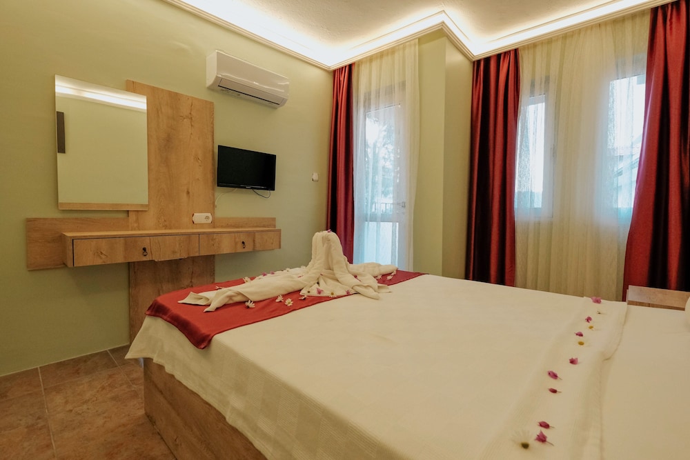 Tunacan Hotel — Hotel rooms in Fethiye, Mugla