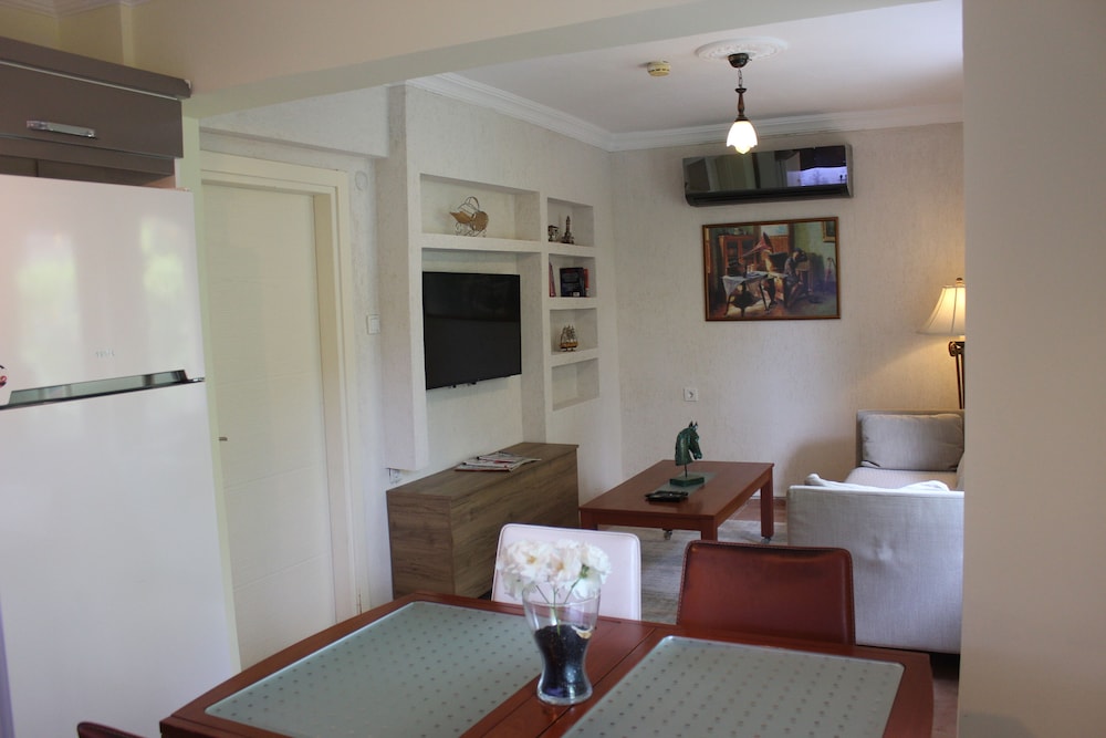 Tunacan Hotel — Hotel rooms in Fethiye, Mugla