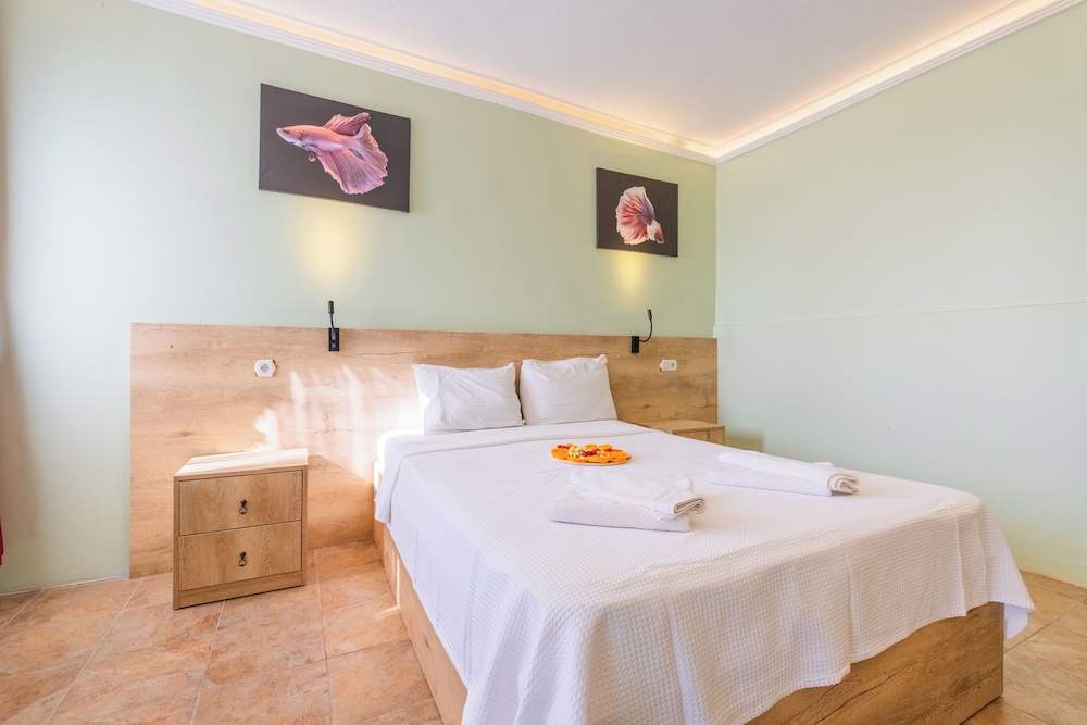 Tunacan Hotel — Hotel rooms in Fethiye, Mugla
