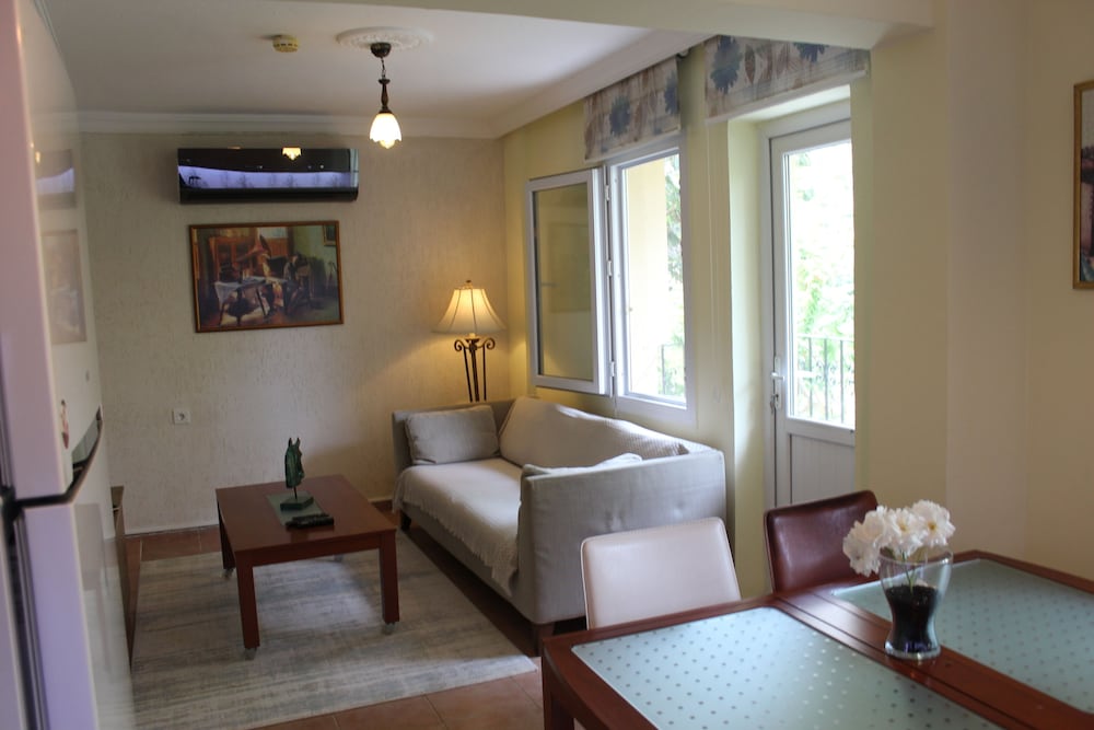 Tunacan Hotel — Hotel rooms in Fethiye, Mugla