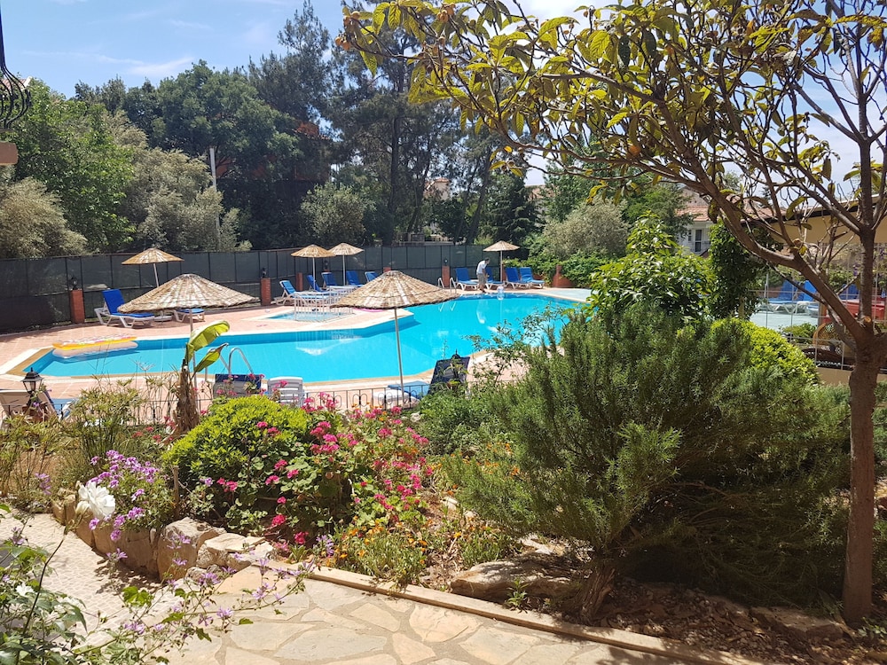 Tunacan Hotel — Swimming pool in Fethiye, Mugla