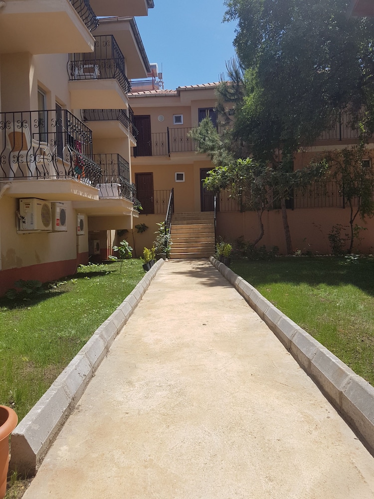 Tunacan Hotel — Hotel building in Fethiye, Mugla