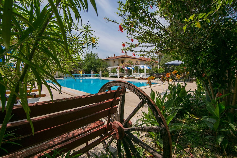 Kilim Apart Hotel — Hotel building in Fethiye, Mugla