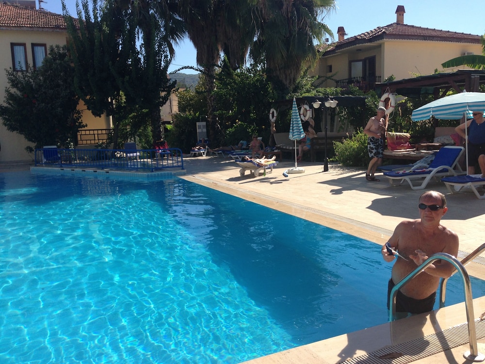 Kilim Apart Hotel — Swimming pool in Fethiye, Mugla