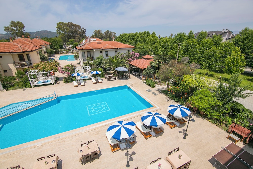 Kilim Apart Hotel — Swimming pool in Fethiye, Mugla