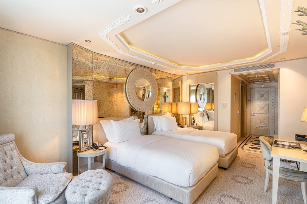 Wyndham Grand Istanbul Kalamis Marina Hotel — Hotel rooms in Istanbul, Istanbul
